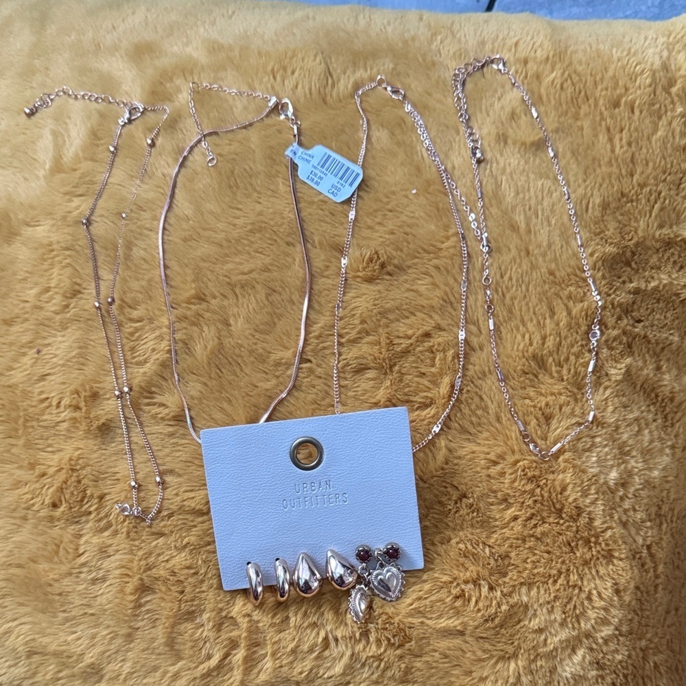 Bundle Sale - 4 layering gold Necklaces and earring set